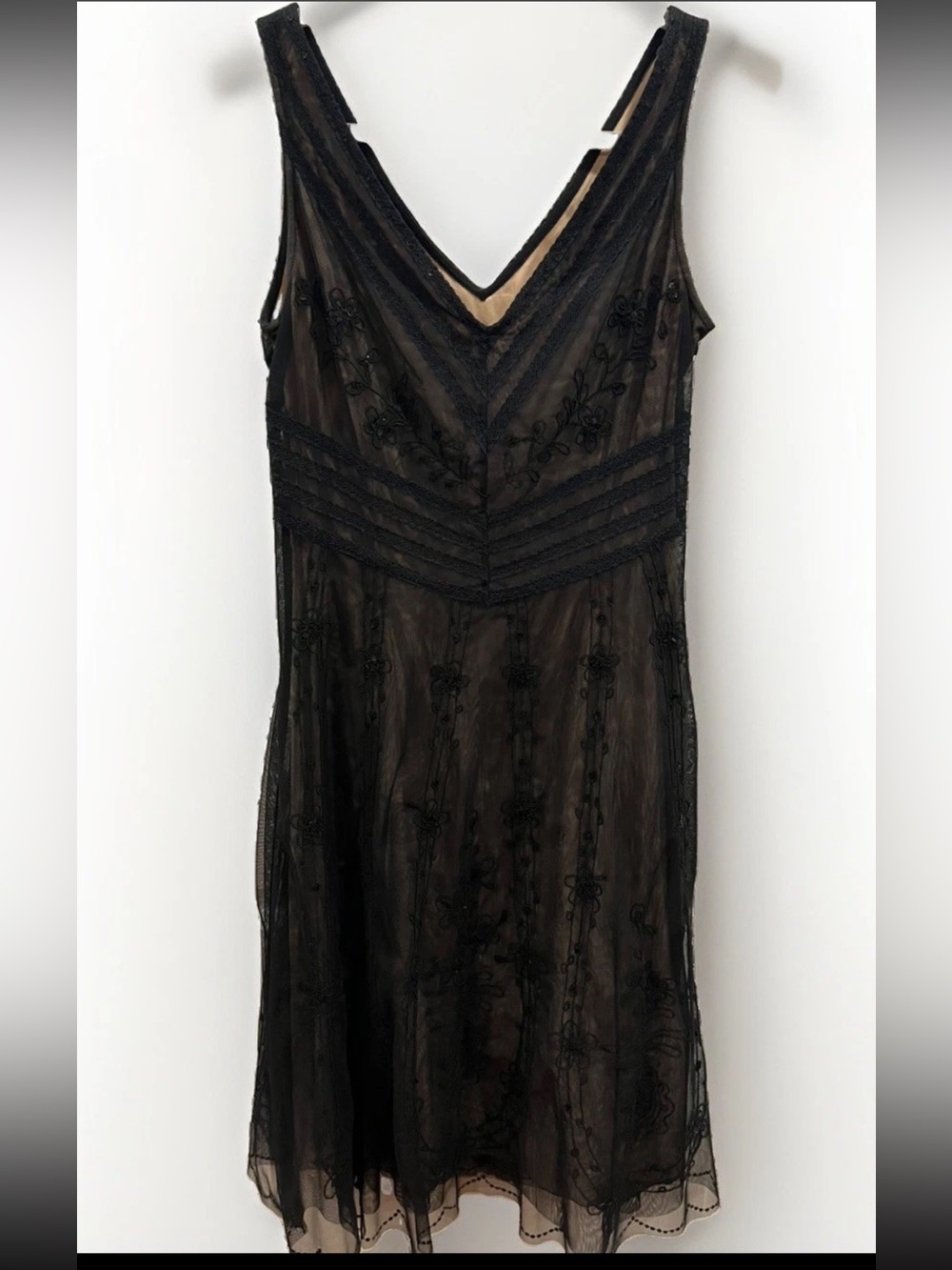 BCBG Max Azria Black Embroidered Mesh Fit Flare Dress Sleeveless Women's Size 6